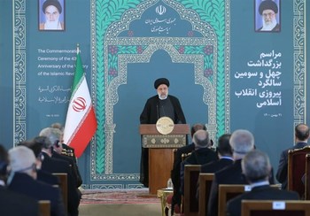 رئیسی: مناسبات ما با جهان یک امر راهبردی است/ با تقویت بنادر و کریدورهای ترانزیتی روابط با همسایگان را تقویت&zwnj;کرده&zwnj;ایم