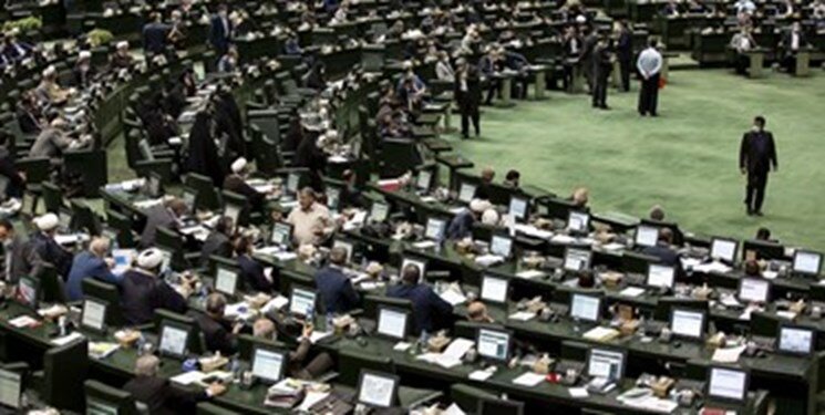 طرح تغییر ساعت رسمی کشور و بودجه ۱۴۰۱ در دستور این هفته مجلس