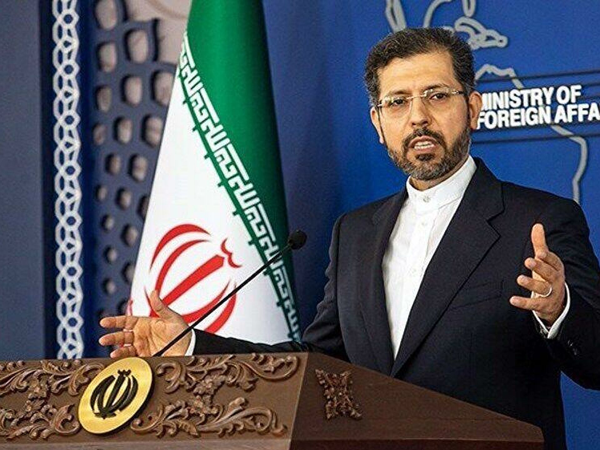 سخنگوی وزارت خارجه: درباره لیست قرمز آمریکا اصلاً مذاکره نمی&zwnj;کنیم / روسیه درخواست جدیدی را مطرح کرده / موضوع راستی آزمایی تقریبا حل شده / در نقطه اعلام توافق قرار نداریم