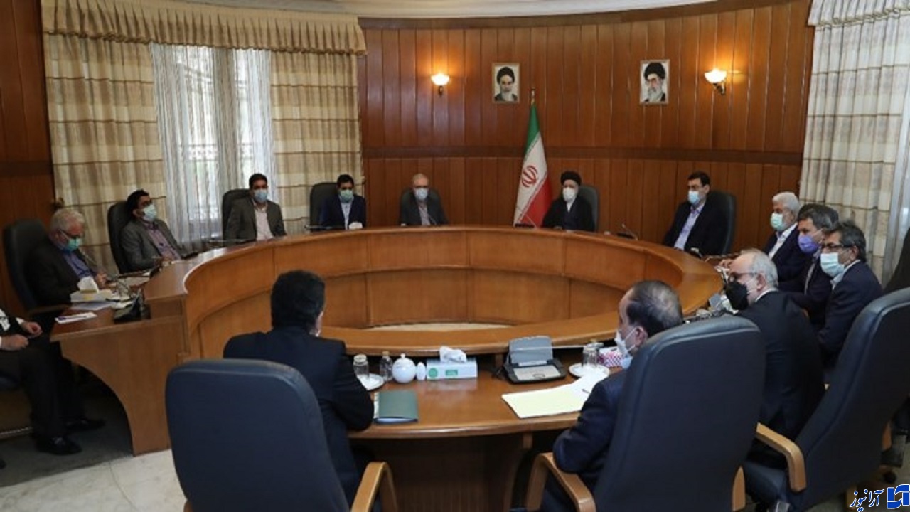 نشست مسئولان و کارشناسان حوزه واکسن کرونا با حجت‌الاسلام رئیسی