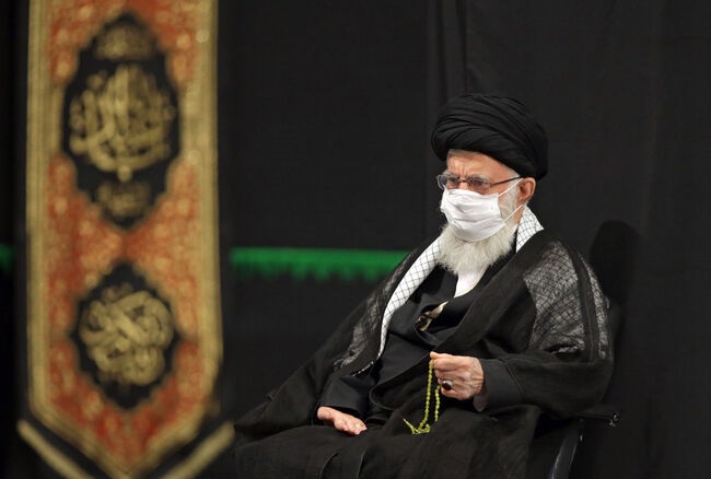 مراسم عزاداری محرم بدون جمعیت در حضور رهبر معظم انقلاب مراسم عزاداری محرم بدون جمعیت در حضور رهبر معظم انقلاب
