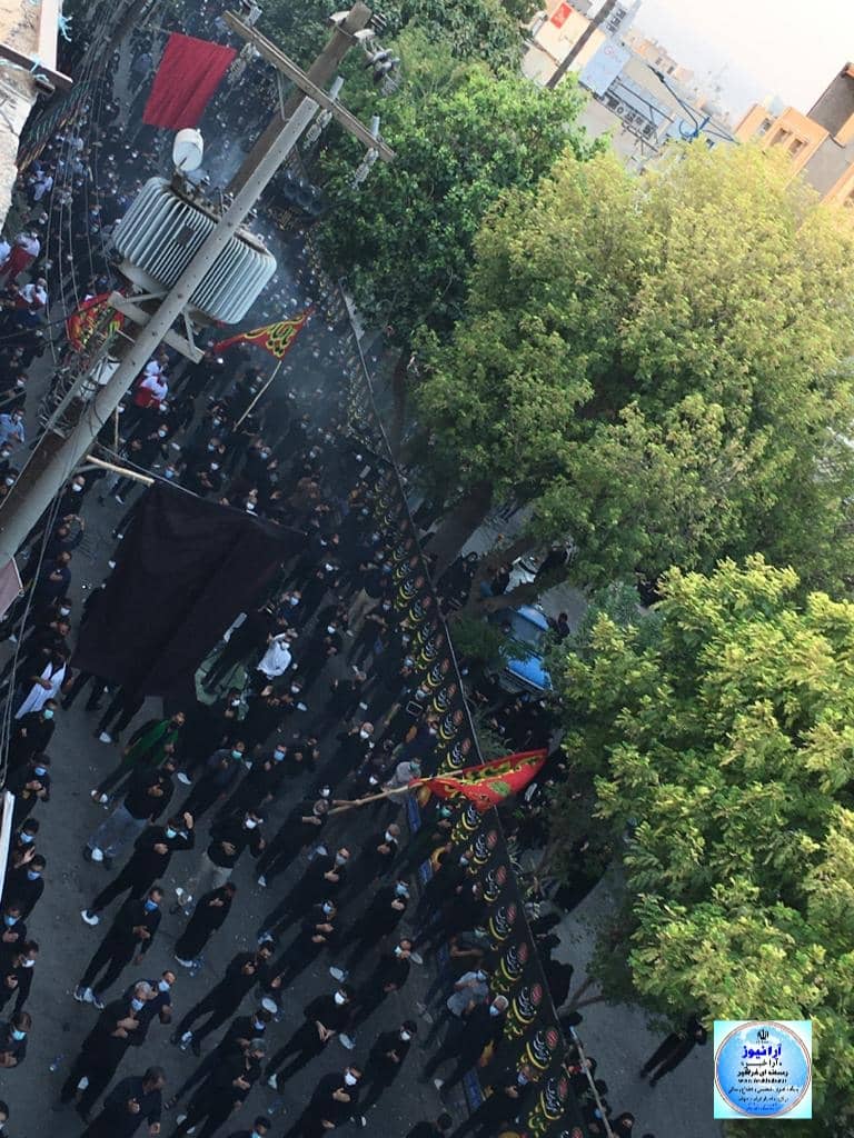خوزستان شهرستان&zwnj; اندیمشک درتسخیر بزرگترین مراسم عزاداری یوم&zwnj; العباس علیه السلام / اجتماع عاشوراییان و پرشور مردم ولایت مدار  شهرستان اندیمشک با حضور حسنوند نماینده اندیمشک و رئیس کمیسیون انرژی و امام جمعه و مسئولین استانی و شهرستانی&zwnj;، عزاداری در اندیمشک در فضای  باز در حال برگزاری است/امشب هم  مراسم  تاسوعای حسینی در اندیمشک بنام علمدار نیامده برگزار شد