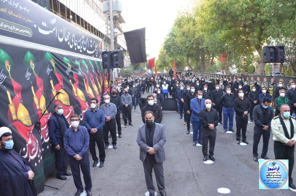 خوزستان شهرستان&zwnj; اندیمشک درتسخیر بزرگترین مراسم عزاداری یوم&zwnj; العباس علیه السلام / اجتماع عاشوراییان و پرشور مردم ولایت مدار  شهرستان اندیمشک با حضور حسنوند نماینده اندیمشک و رئیس کمیسیون انرژی و امام جمعه و مسئولین استانی و شهرستانی&zwnj;، عزاداری در اندیمشک در فضای  باز در حال برگزاری است/امشب هم  مراسم  تاسوعای حسینی در اندیمشک بنام علمدار نیامده برگزار شد