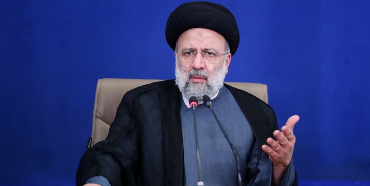 رئیسی: مقدمات بازگشایی مدارس و کاهش محدودیت مراکز اقتصادی فراهم شده/۴ گام تحولی در مقابله با کرونا