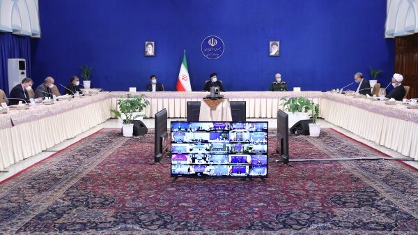 دستورات مهم رییسی درباره حضور کامل کارکنان، بازگشایی مدارس،تشویق واکسیناسیون