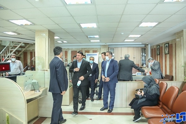 در طی بازدید مدیرعامل بانک سپه از شعب شرق تهران:مشتریان قدیمی سرمایه ارزشمند بانک سپه هستند در طی بازدید مدیرعامل بانک سپه از شعب شرق تهران:مشتریان قدیمی سرمایه ارزشمند بانک سپه هستند