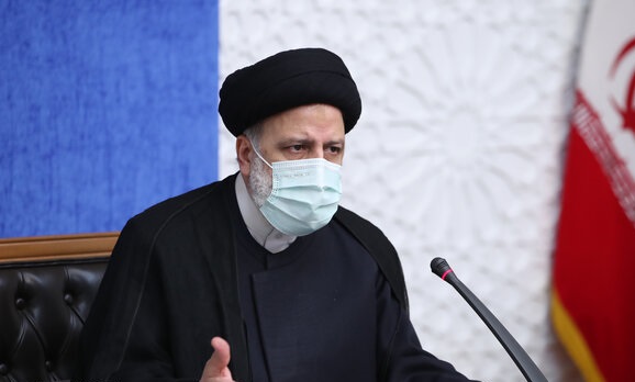دولت سیزدهم باید خوش‌حساب باشد