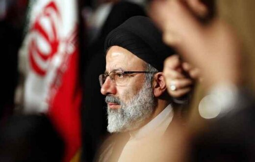 زنان پشت در بسته ورزشگاه مشهد | فرمان رئیسی به وزیر کشور : تضییع حقوق شهروندان  پیگیری شود