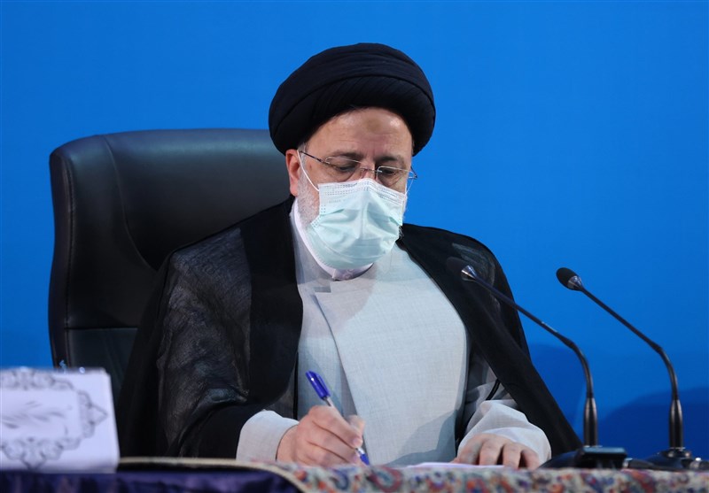 دیدار رئیس جمهور با نخبگان، علما و خانواده&zwnj;های شهدا و ایثارگران البرز آغاز شد