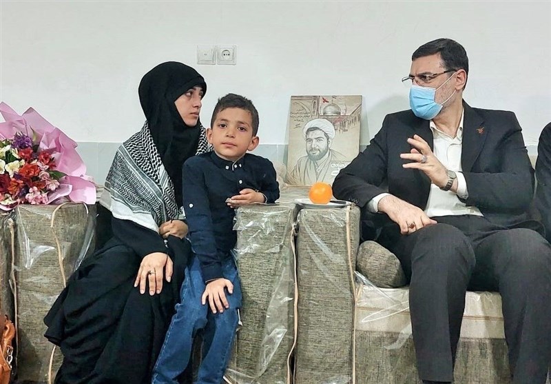 قاضی&zwnj;زاده&zwnj;هاشمی&zwnj;: رئیس جمهور تاکید داشت مسئله شهادت شهید دارایی به سرعت پیگیری شود