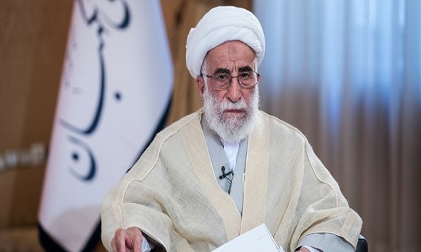 تجلیل آیت‌الله جنتی از مقام شامخ شهیدان اصلانی و دارایی