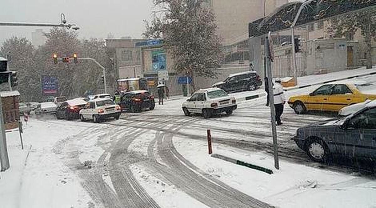 آخرین وضعیت مدارس، دانشگاه‌ها، ادارات و راه‌ها پس از بارش برف