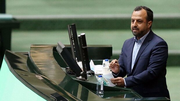 تلاش دولت این بود که استقراض کمی داشته باشد