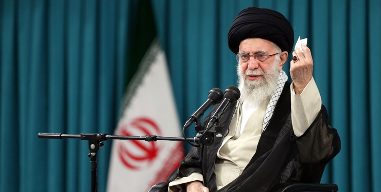 موضع‌گیری رهبر انقلاب درباره اهانت به قرآن/حضرت آیت‌الله خامنه‌ای: اهانت به قرآن نشان می‌دهد هدف حملات استکبار، اصلِ اسلام و قرآن است