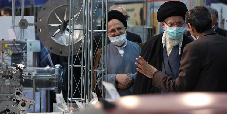 رهبر انقلاب صبح امروز از نمایشگاه توانمندی‌های صنعتی بازدید کردند