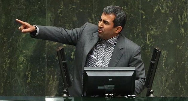 تعیین نرخ ارز ثابت سیاستی غلط است