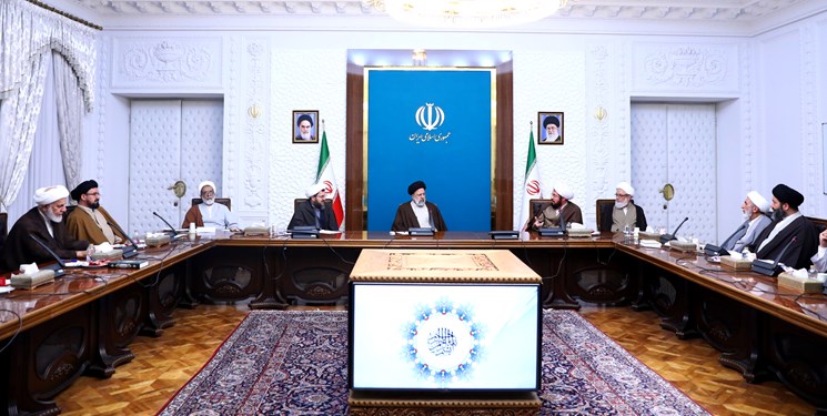 رئیسی: دولت با تکیه بر هوشیاری مردم بر مشکلات فائق خواهد آمد رئیسی: دولت با تکیه بر هوشیاری مردم بر مشکلات فائق خواهد آمد