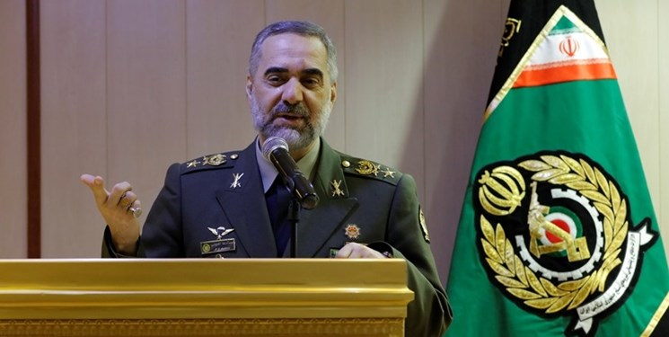 وزیر دفاع:  ۵۰۰ هزار واحد مسکونی طی ۴ سال تحویل نیروهای مسلح خواهد شد/ انتقال دانش و تجهیزات صنعتی‌سازی مسکن به استان‌ها