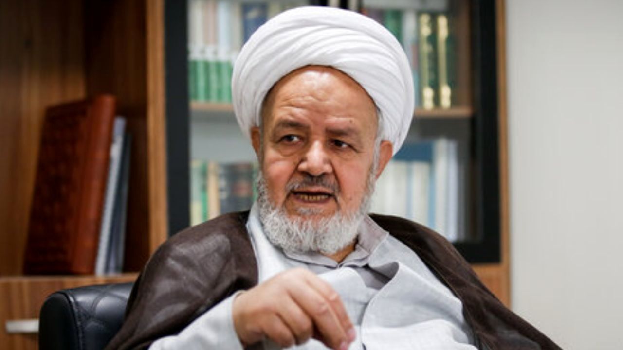 هدایت انقلاب در عرصه بین‌الملل از ویژگی‌های رهبری انقلاب است