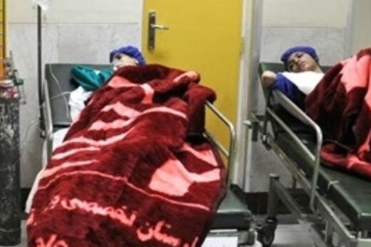 «تذکر» نماینده مجلس: ۱۰ تا ۱۵ شهر ما درگیر مسمومیت دانش‌آموزی شده  / باید مجلس به این موضوع ورود کند