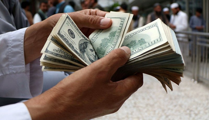قیمت دلار، طلا و سکه ۲۰ اردیبهشت ۱۴۰۱/ افزایش قیمت دلار در آستانه سفر مهم