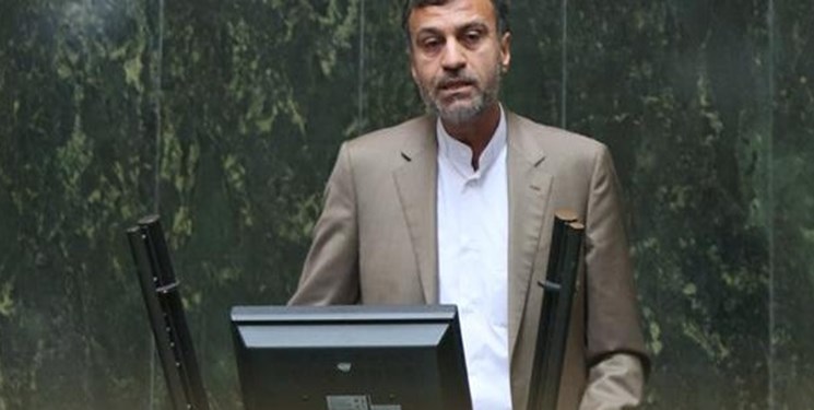 چه دستی در کار است که نمی توان با مافیا خودرو برخورد کرد؟ چه دستی در کار است که نمی توان با مافیا خودرو برخورد کرد؟