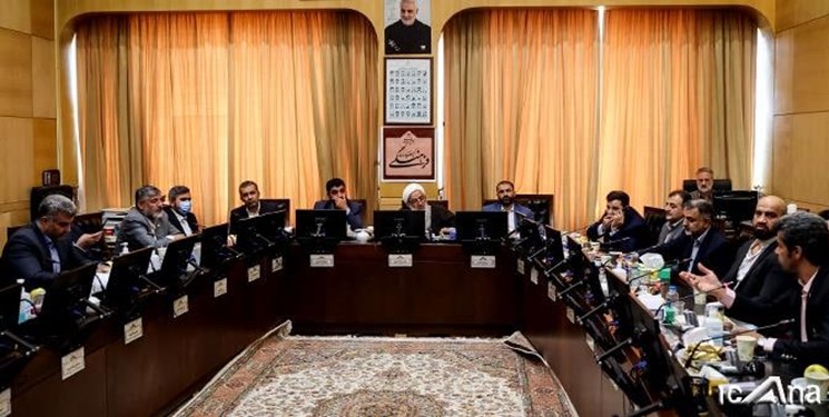 تقدیر از قهرمانان و پهلوانان ورزشی کشور در مجلس تقدیر از قهرمانان و پهلوانان ورزشی کشور در مجلس