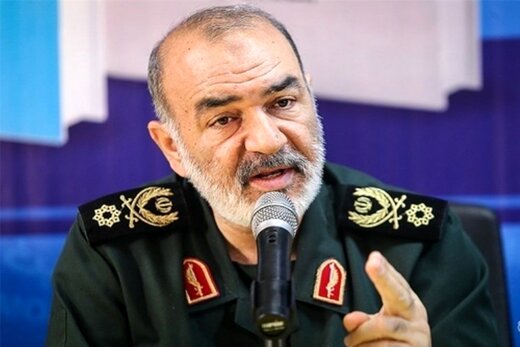 سردار سلامی: سپاه ، برهم زننده دسیسهها و سد راه تهدیدات است سردار سلامی: سپاه ، برهم زننده دسیسهها و سد راه تهدیدات است