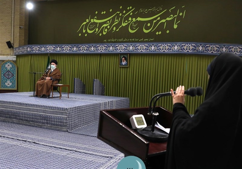 رهبر معظم انقلاب: امروز جهان در آستانه یک نظم جدید است/ آمریکا در همه چیز از بیست سال قبل ضعیف‌تر شده است