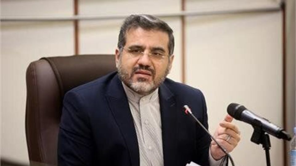 وزیر فرهنگ و ارشاد اسلامی در حاشیه جلسه دولت خبر داد			تلاش دولت برای تخصیص یارانه بلیت سینما/ حل مشکل کاغذ مطبوعات تا یک سال یا یکسال و نیم آینده