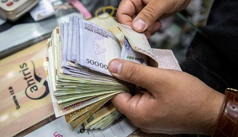 با افزایش حقوق‌ها تقاضا برای بیمه بیکاری کاهش یافت؟