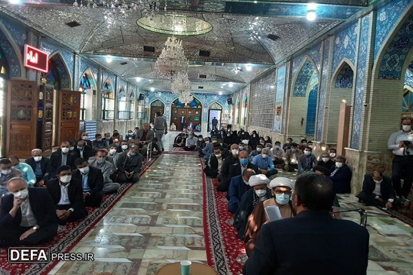 آئین غبار روبی، عطر افشانی و گلباران گلزار شهدا سمنان در آستانه سوم خرداد