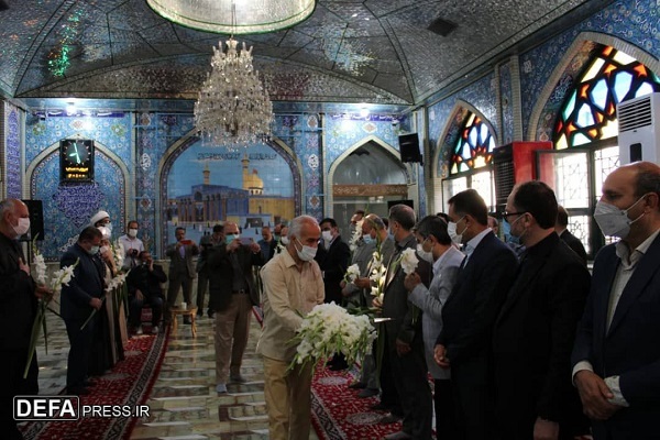 آئین غبار روبی، عطر افشانی و گلباران گلزار شهدا سمنان در آستانه سوم خرداد