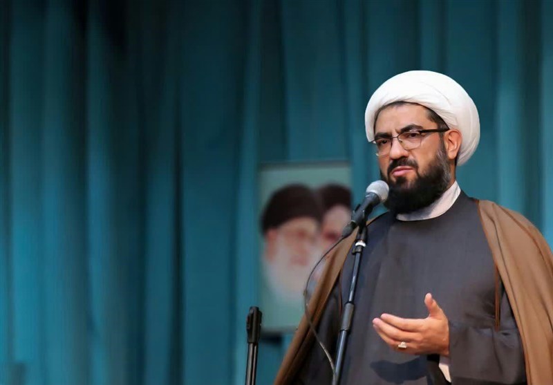 امام جمعه همدان: دولت در حوزه اقتصادی بررسی کند مشکل کجای کار است