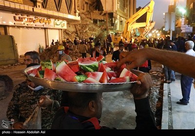 آوار برداری از ساختمان مترو پل در روز دوازدهم