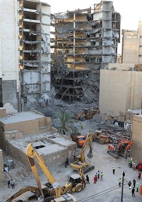 آوار برداری از ساختمان مترو پل در روز دوازدهم