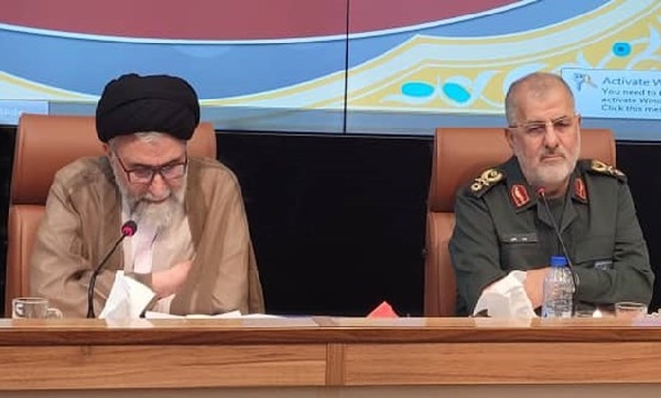 دیدار وزیر اطلاعات با فرمانده نیروی زمینی سپاه
