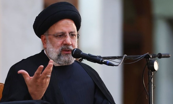 دولت خود را اولین مخاطب فرامین رهبر معظم انقلاب می‌داند