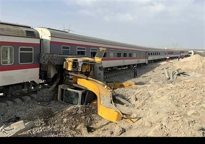 خروج قطار مسافربری از ریل در طبس