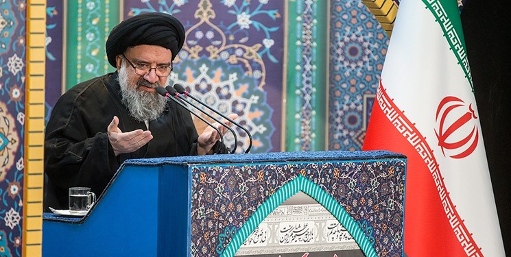 خطیب جمعه تهران: سارقان بانک ملی به اشد مجازات محکوم شوند