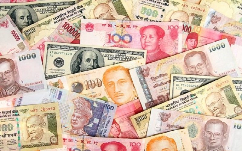 قیمت روبل امروز دوشنبه ۲۳ خرداد ۱۴۰۱/ روادید برای تجار روس احتمالا لغو می‌شود