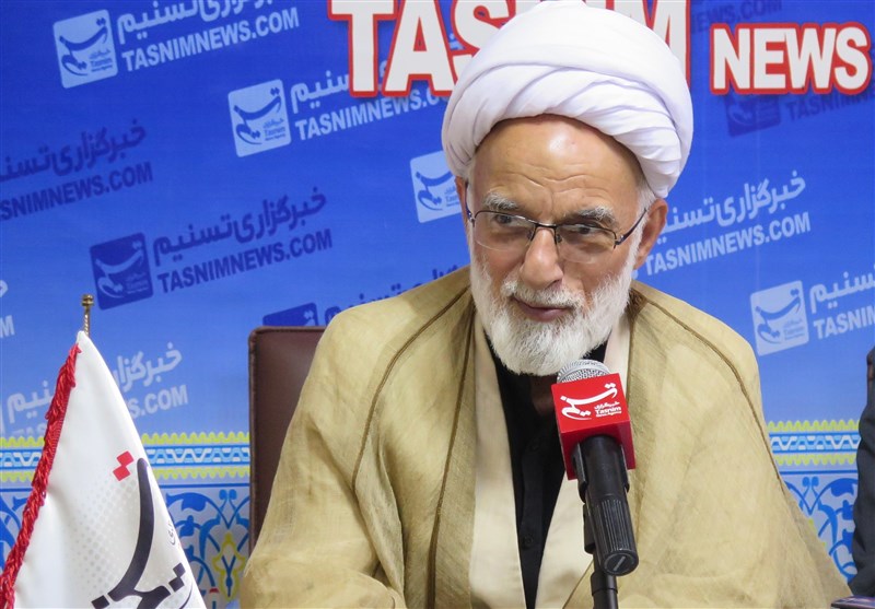 امام جمعه اراک: دشمن از صلابت و اقتدار روزافزون انقلاب اسلامی به شدت هراس دارد