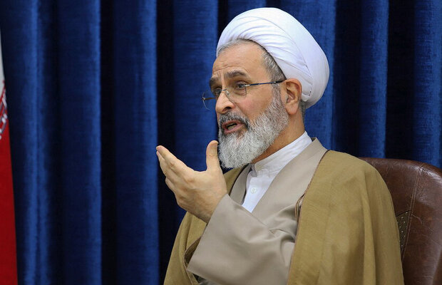 انقلاب اسلامی تحول عظیمی را در تاریخ حوزه‌های علمیه رقم زد