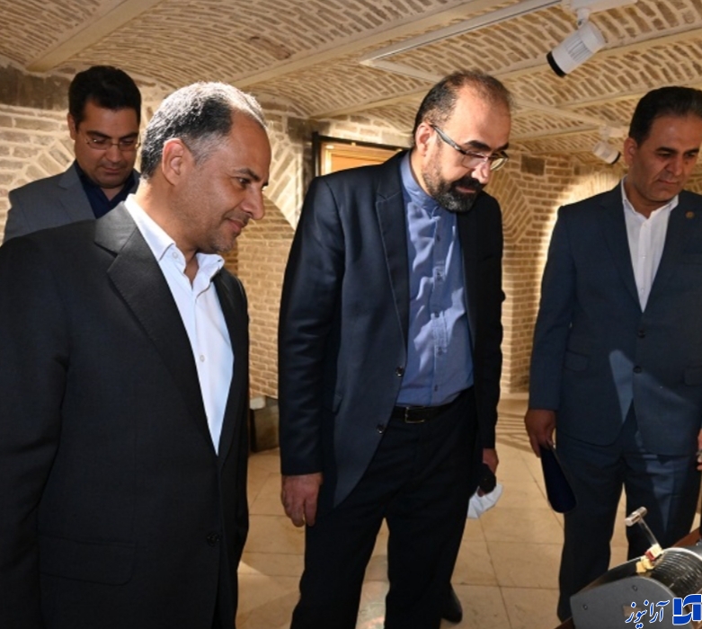پرچمبانکتجارت بر فراز شرکت پالایش نفت تبریز به اهتزاز درآمد/حمایت تمام قد بانک تجارت از تامین مالی طرح جامع شرکت پالایش نفت تبریز پرچمبانکتجارت بر فراز شرکت پالایش نفت تبریز به اهتزاز درآمد/حمایت تمام قد بانک تجارت از تامین مالی طرح جامع شرکت پالایش نفت تبریز