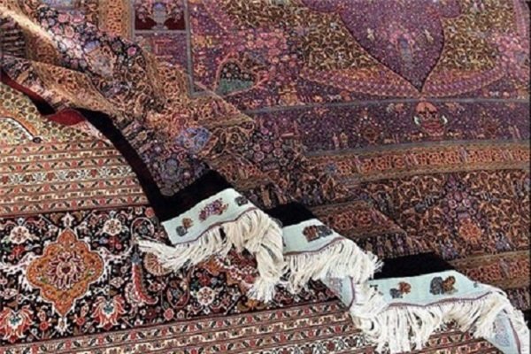 فرش آذربایجان غربی به نام سایر استانها صادر می شود