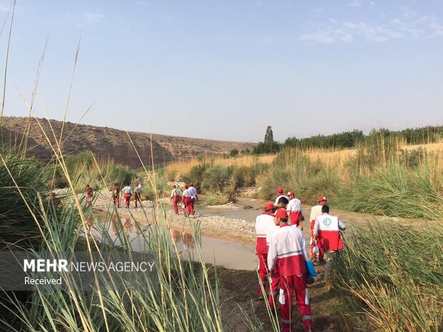 آمار جان باختگان رودبال به ۲۳نفر رسید/تلاش برای پیداکردن دختر بچه