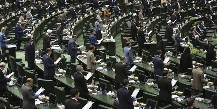 نمایندگان مجلس از پاسخ&zwnj;های وزیر بهداشت قانع شدند