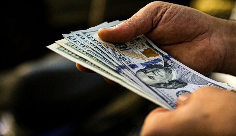 نوسان قیمت دلار بین کانال ۲۹ و ۳۰ هزار تومانی/ قیمت دلار، پنجم شهریور ۱۴۰۱