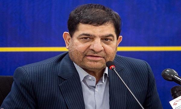 مخبر برای دفاع‌ از وزیر پیشهادی کار در صحن مجلس حاضر شد