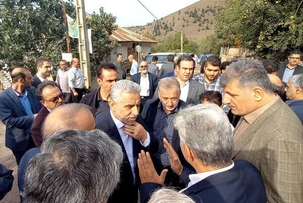 برخورداری از خدمات مطلوب حق روستاییان است